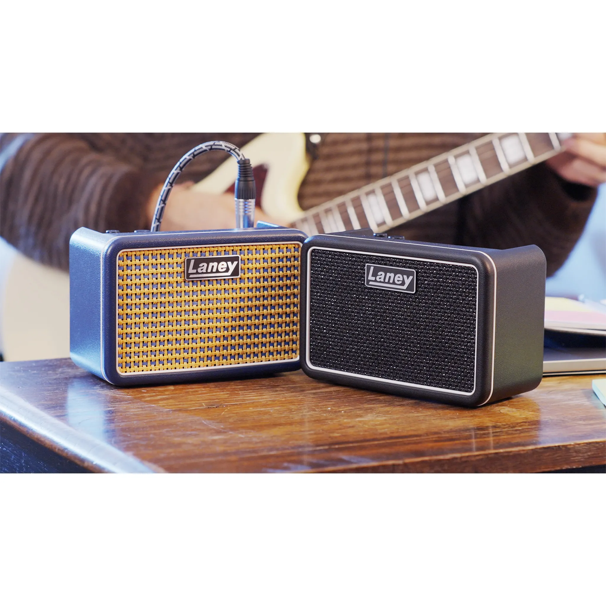 Laney Prism Mini Portable Multi FX Guitar Amp Blue - Image 6