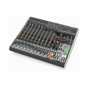 Behringer Xenyx X1832Usb Mixer